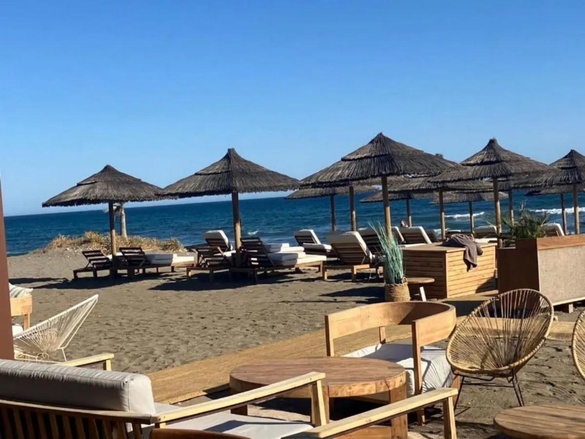 147b3d81-28c6-4730-aeb6-f299dc533d08