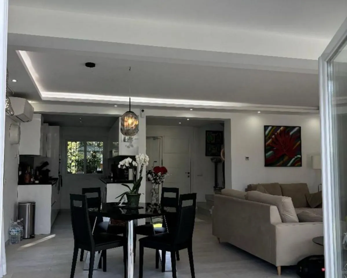 49b3f0b0-89a2-48a6-a5e2-2a6978de51f8