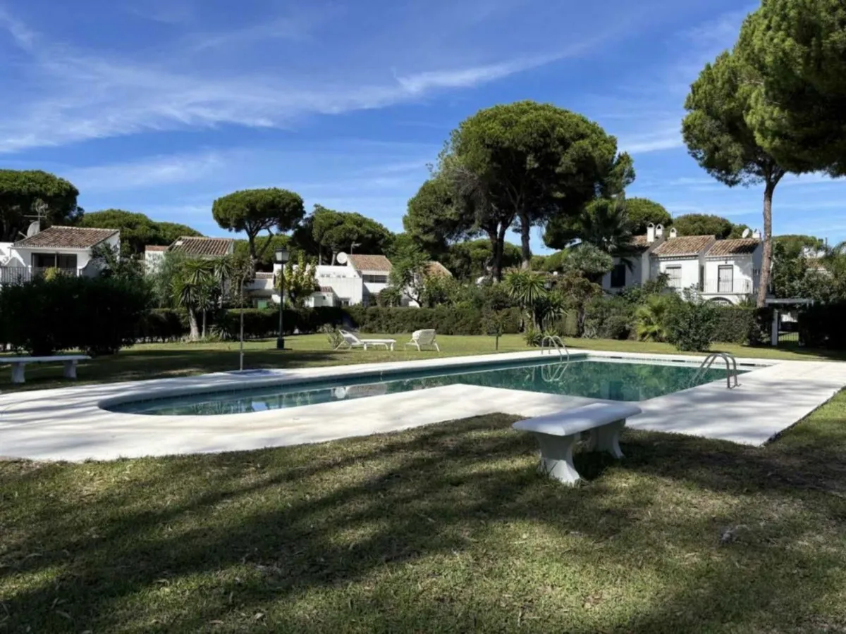 751202cb-d56c-4de7-8388-5155656a3db7