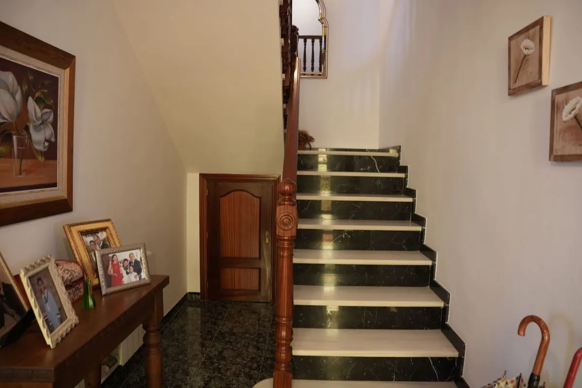 61c645cd-12bf-402f-b88d-08322f1bf985