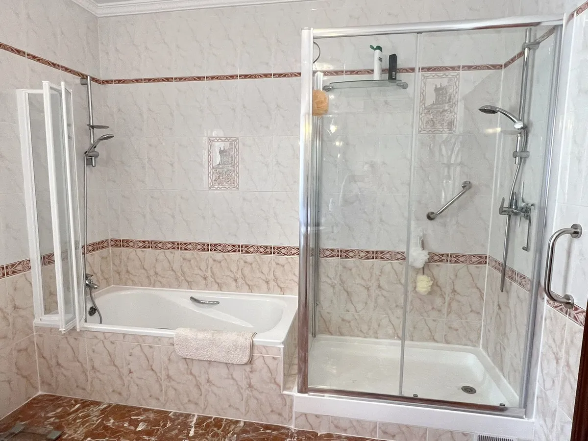 0d1c6d8b-e61f-4bb1-aff5-ba8b5b0fd58b