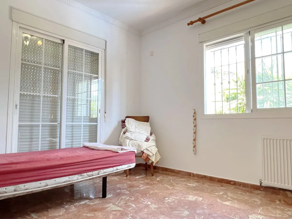 32671752-12f1-4308-ba0b-bf1f89b72fb0