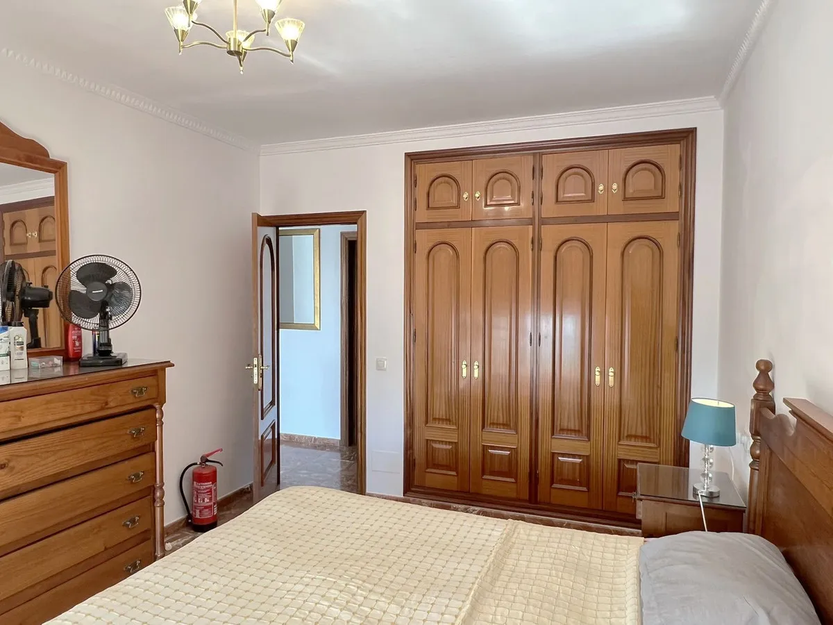 d7617bf7-3203-4ba6-8272-759c2bfb603d