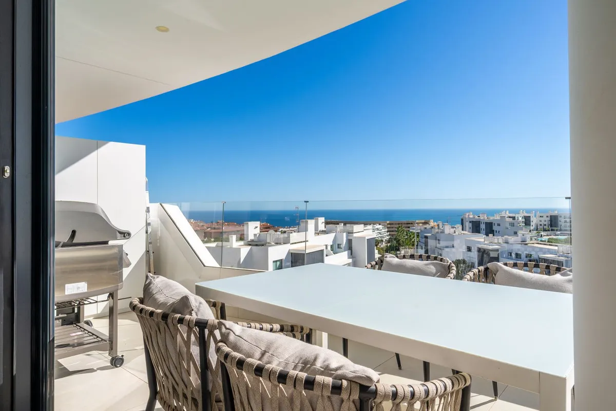 c9e2a2e7-bc3c-40b9-a2d5-afac49b91c81