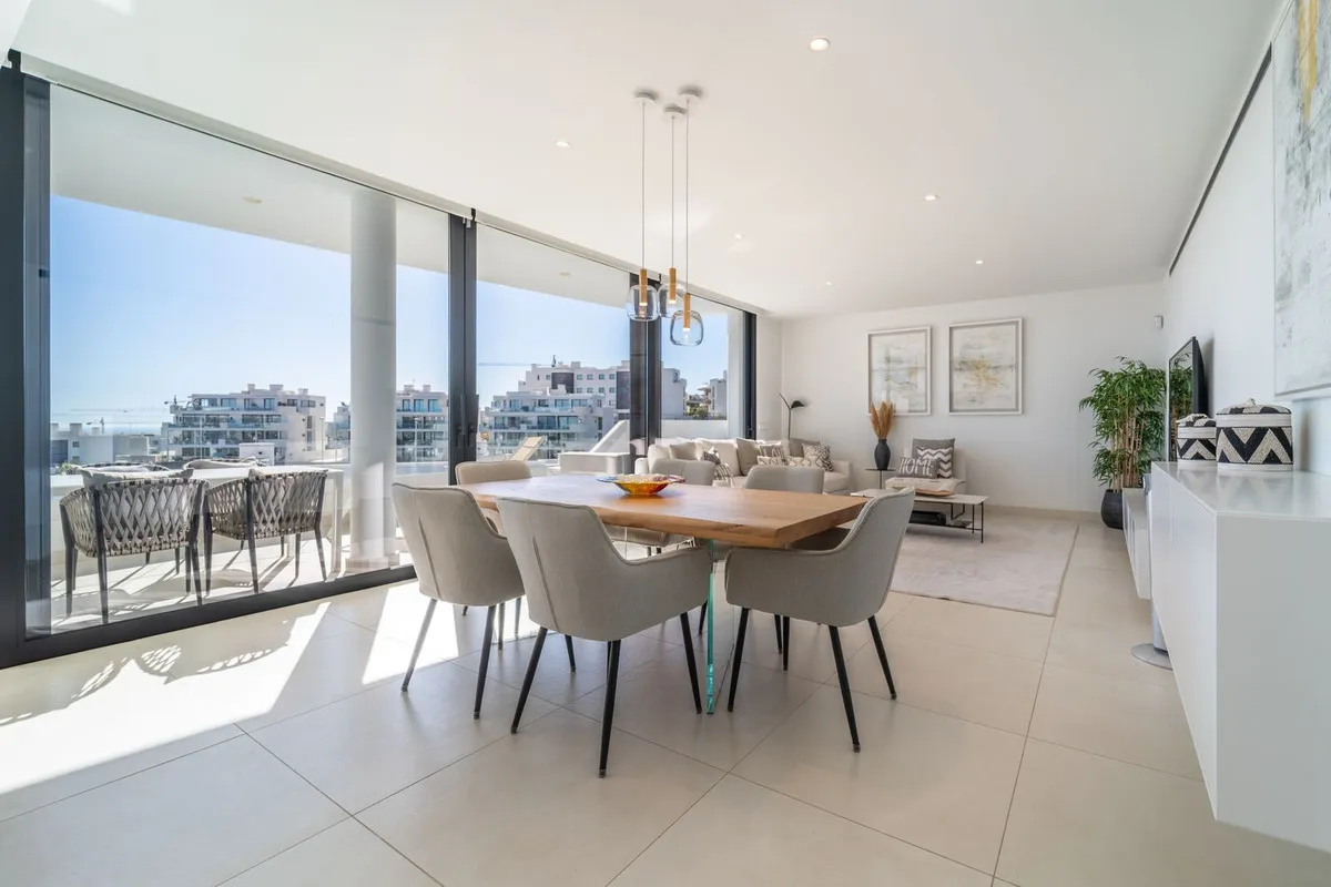 d39a71ca-f7c6-48f1-a4e0-5feb04fd9017