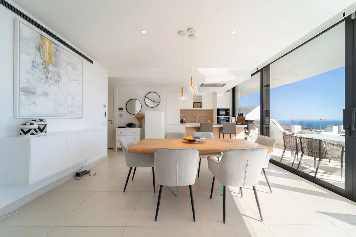 e392c831-43d6-4eed-8dbd-b3e4ee39b009