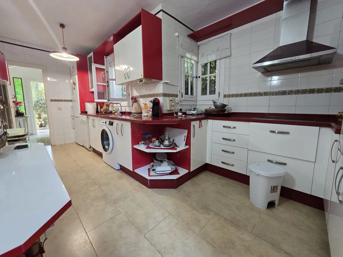 40155933-d443-4290-b82e-eb8bbcd610f5