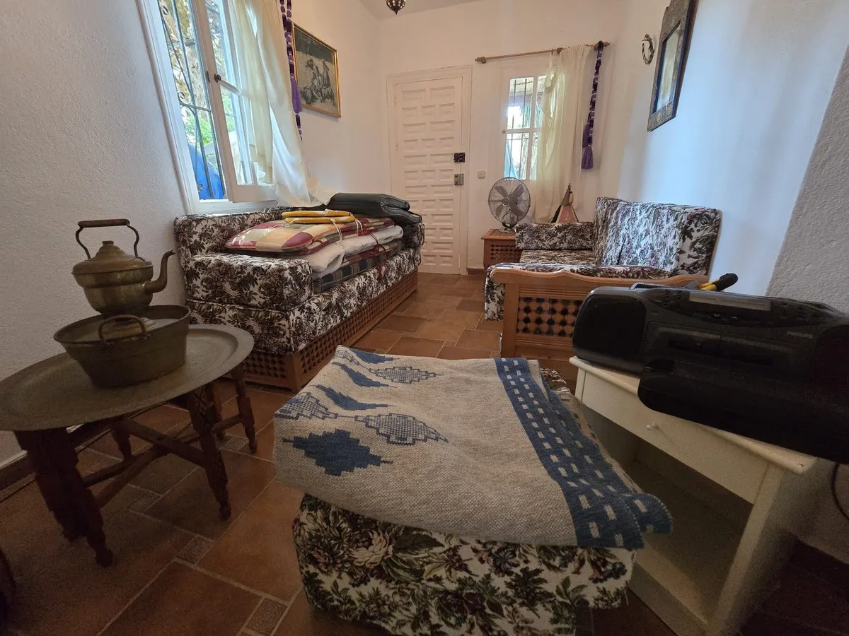 51f22a98-25ea-4f3a-91b8-8b0388ac611f