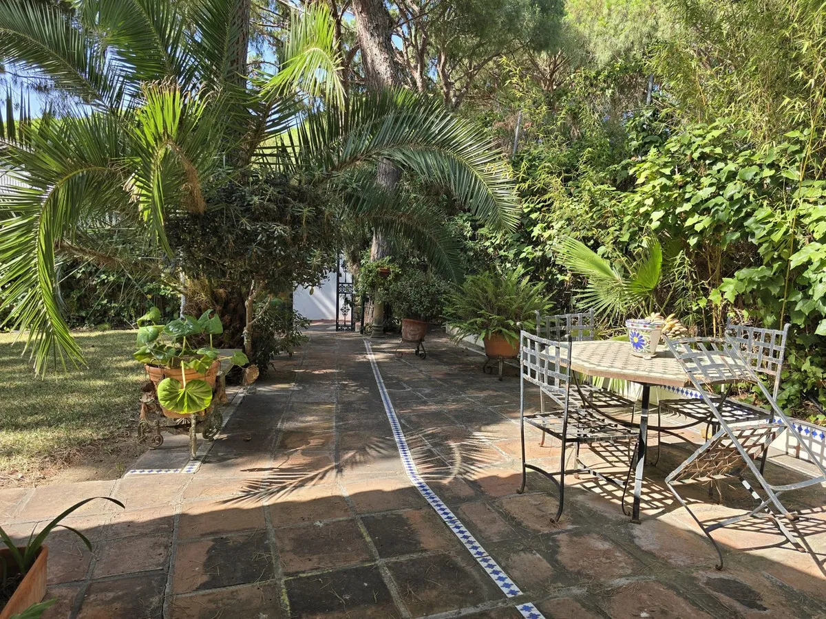 e05d9286-230c-4d69-815e-6ee25260df04