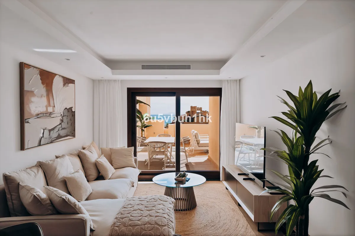 2056b1fc-cb16-4dc3-9f17-5b40685bbde9