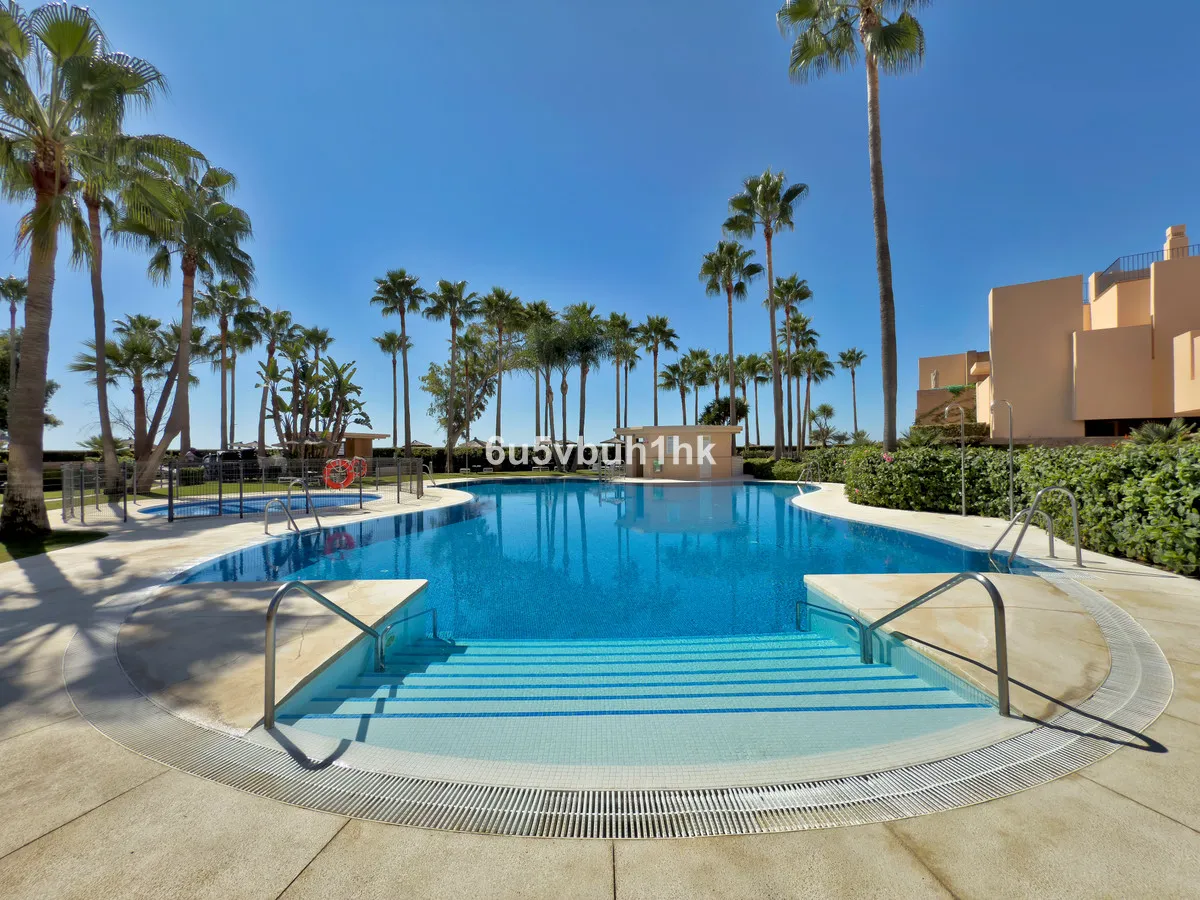 536894b9-d42e-4193-81db-93daf44f1825