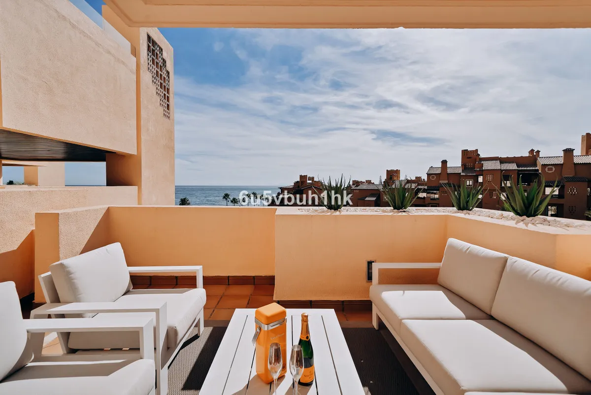 741eb920-16c0-435c-bd58-9e187df34189