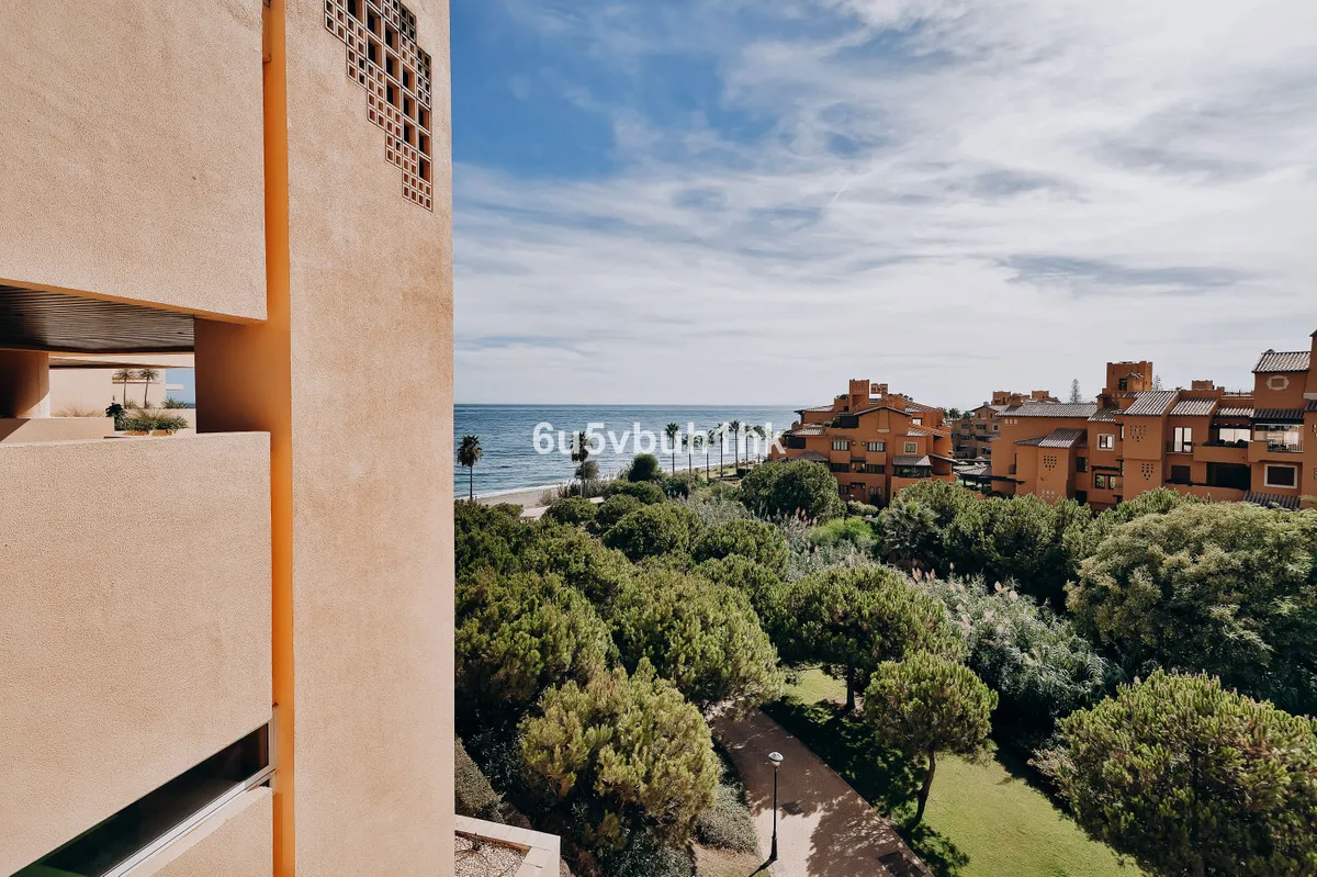 77ff7d51-6e20-44e3-8629-cdfd433c1cce