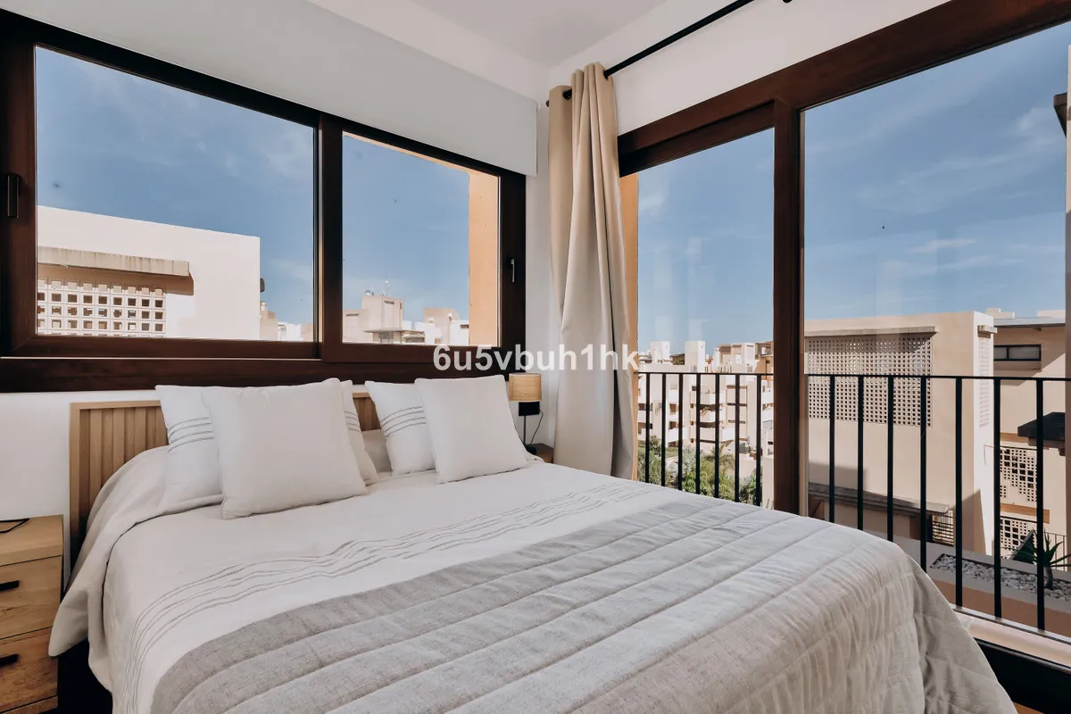 b9f36d5f-972c-42b8-bec5-45d09940f0f6