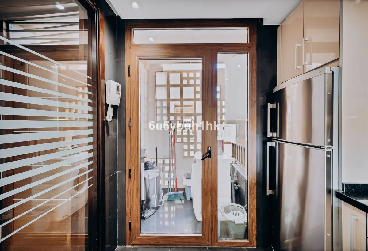 ddc1f8be-da0b-4811-bfb4-c8b9d6d48fea