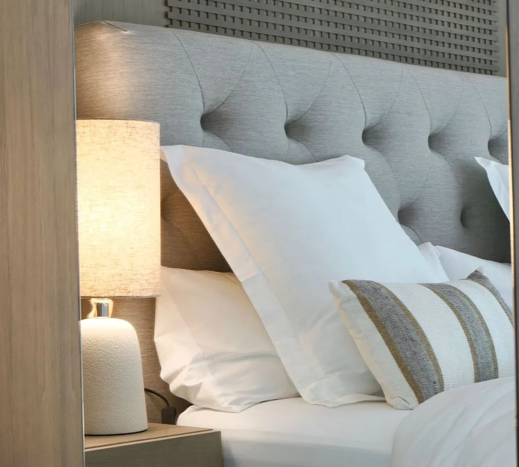 ce57f784-b4a7-48e4-bffa-eb0909d212c8