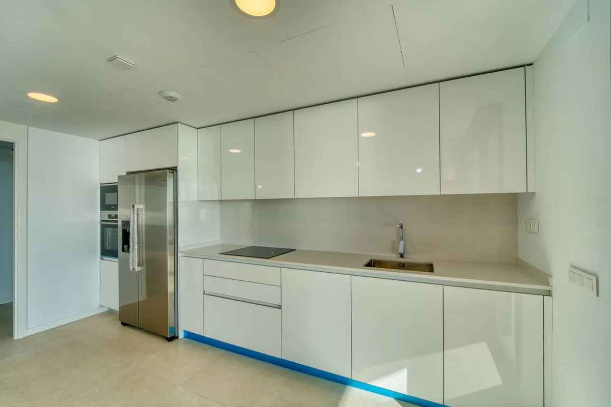 1764998e-6279-4ec6-b85b-8afd14d4e274