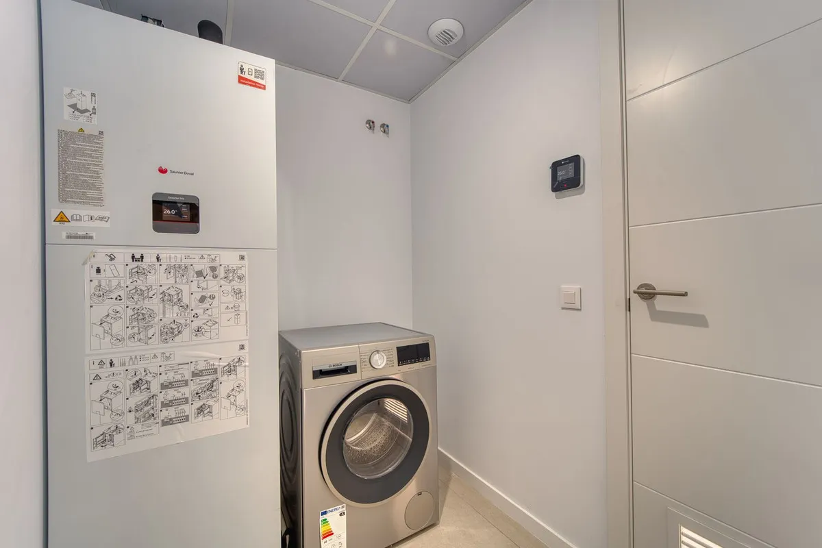 66fa6455-fddc-4593-a405-ee72923c8cca