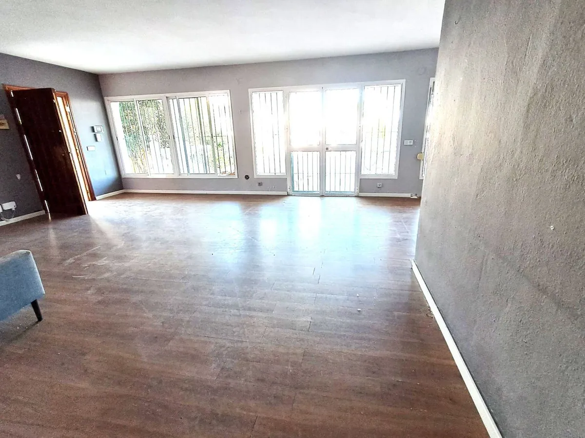 165093b4-9b05-4074-af41-ac6cf92e0a69