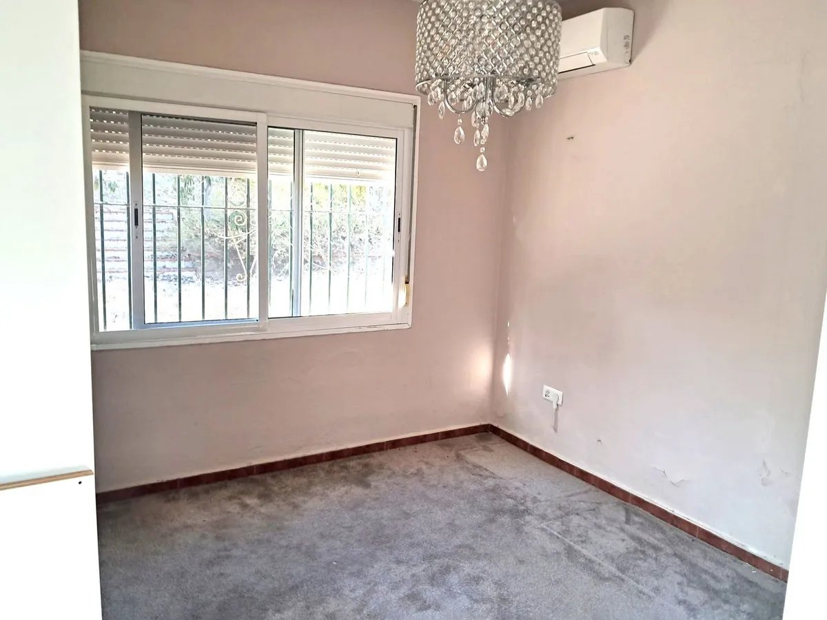 e96abdc8-9792-4c35-8633-f8f392de2697