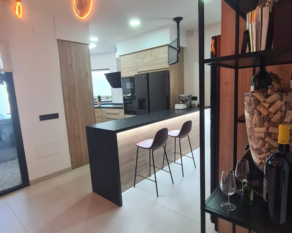 80a40027-8e30-4b1c-9805-c5cd9e64e730