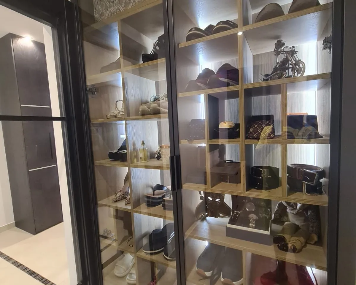 ad7ff878-fe19-4fcd-a465-d0cfaeb183ff