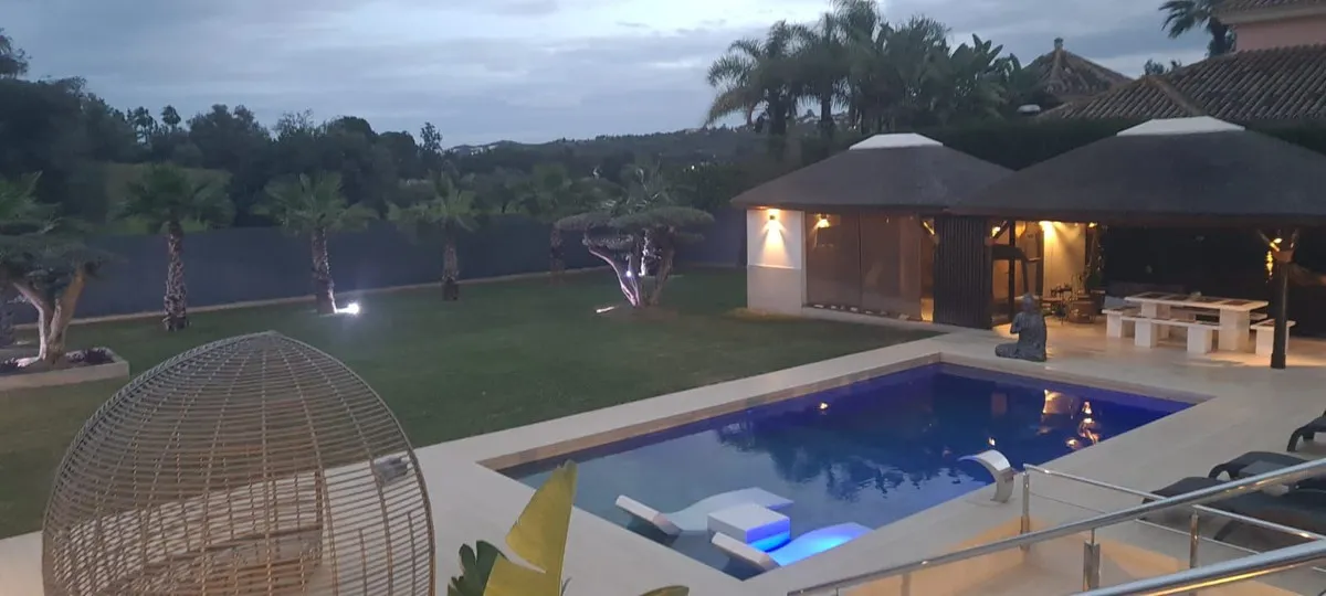 ddbf9298-2202-4e84-a1a2-ddf56881955b