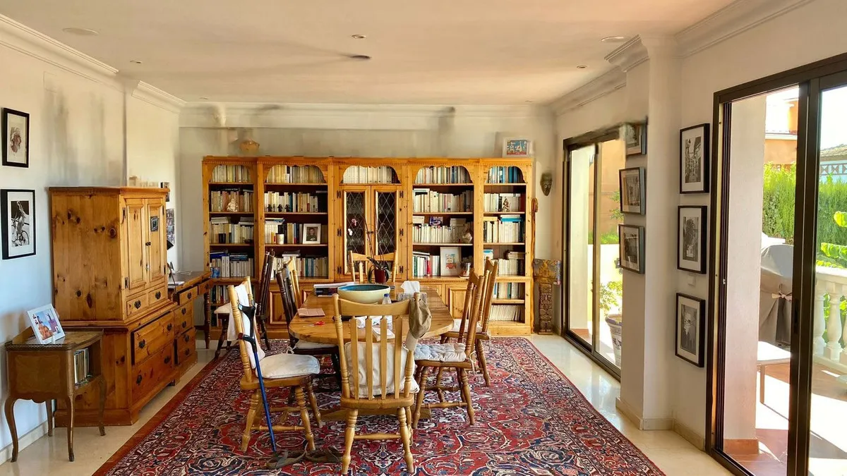 a38dadb2-082d-4371-b6b5-eaf9ca6c8c7d