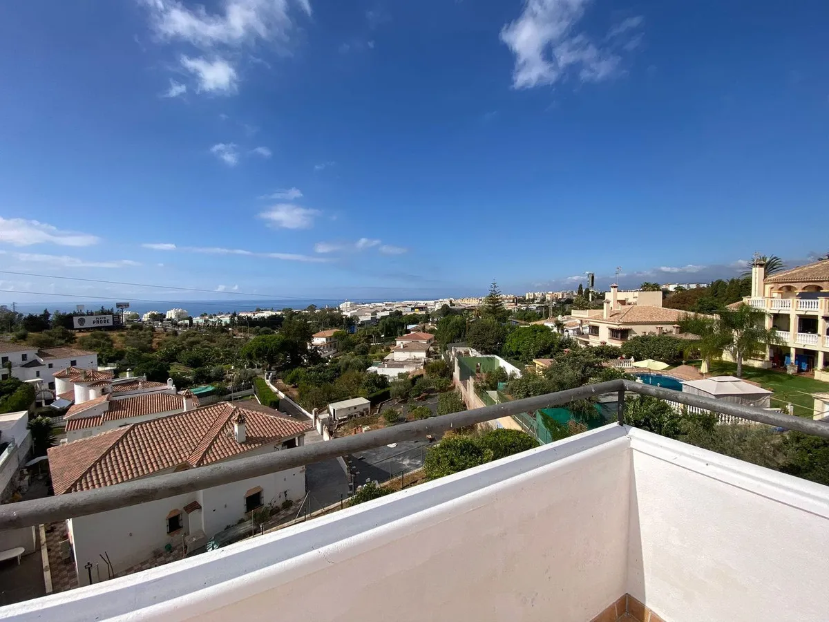 dc77e4b9-3a0e-4d0b-8be2-4948a4ad67b2