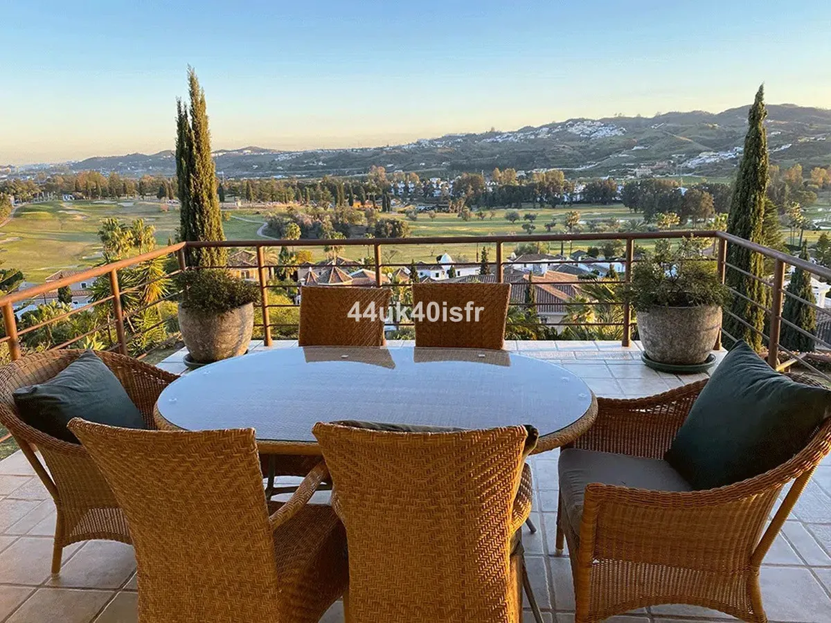 bac0dffd-d2d4-4312-83bc-d8ed22db8d58