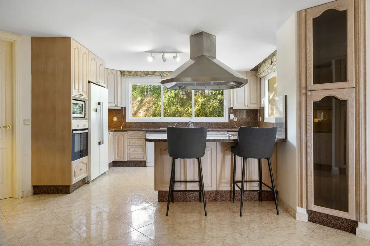 4493335a-3b9c-41f8-a112-bd346a4d54a2