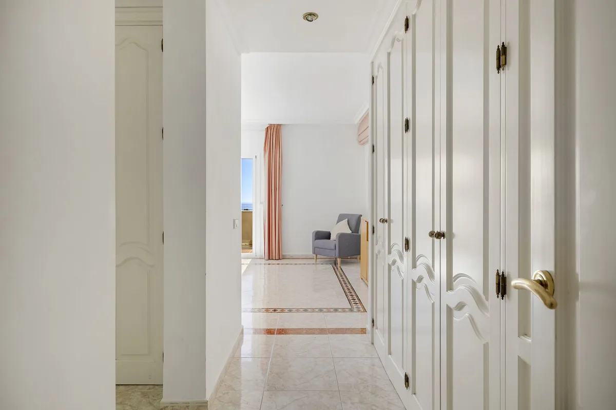 588a441d-3c7e-45fb-8907-b0fb8b6abe27