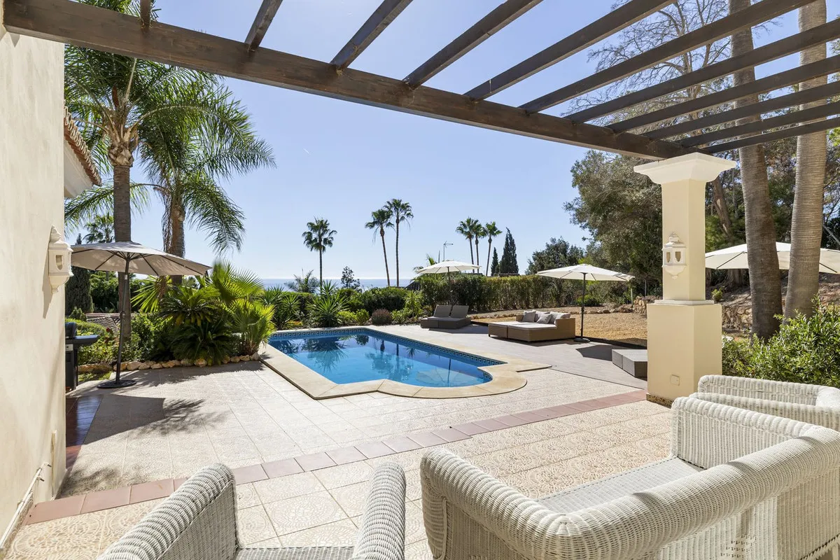 59eeeedd-5b89-4a15-91fb-014efa557fab