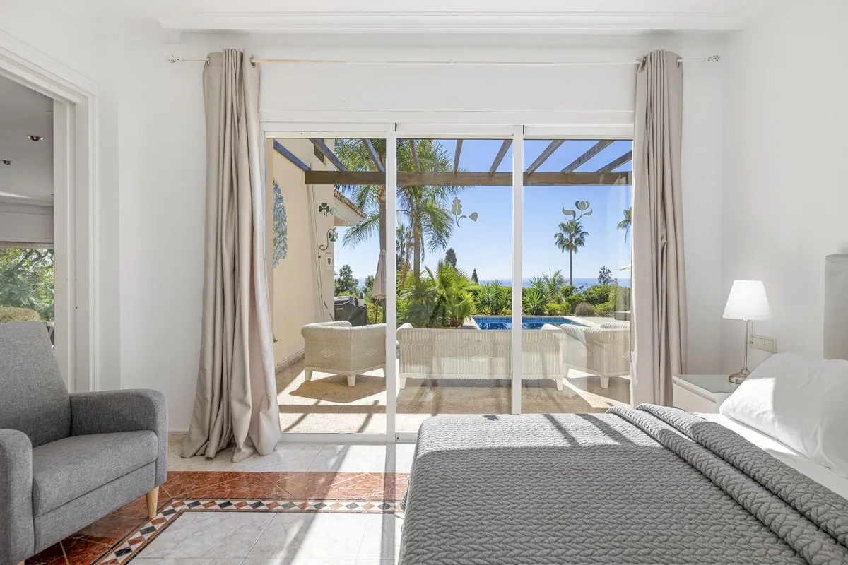 5ee11578-d2e5-432e-b92d-473fccdf6d19