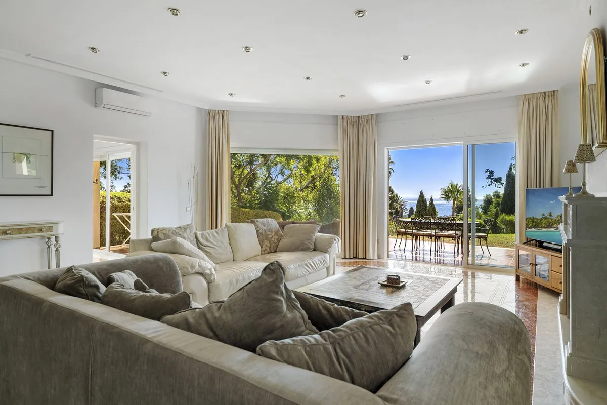 a5600736-bfe1-4525-b608-5d88f95c6517