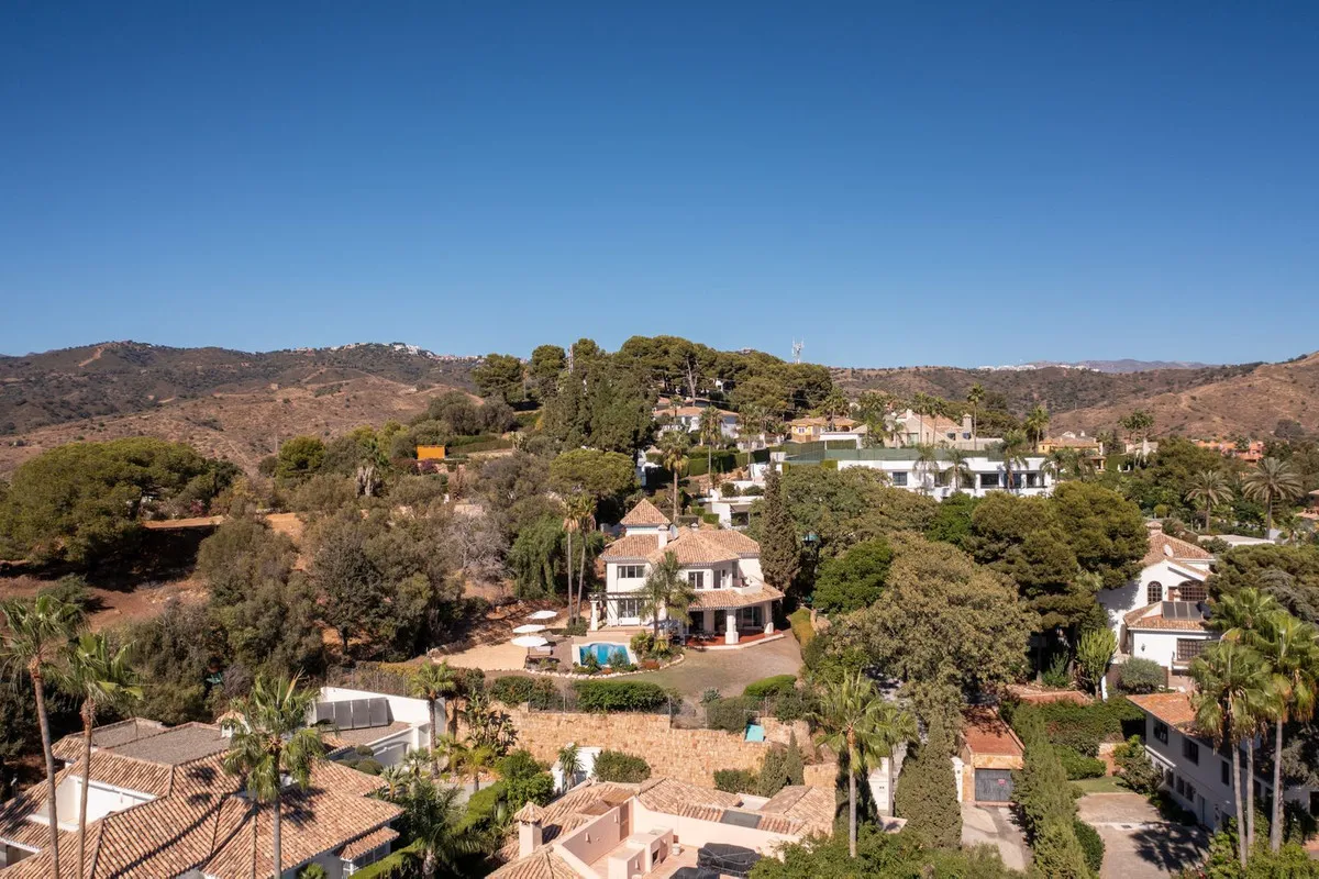 c4677420-f341-44fe-9cfe-26e2df7d31ff