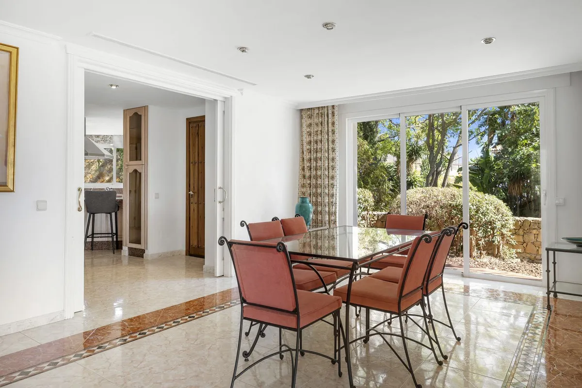 c8ec4898-9c76-43a4-b3ef-83946f73a971