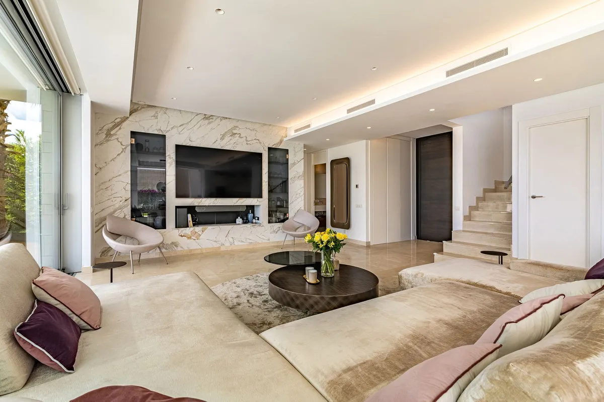 268510ee-20cc-4ef9-9acb-6811c82a2ddf