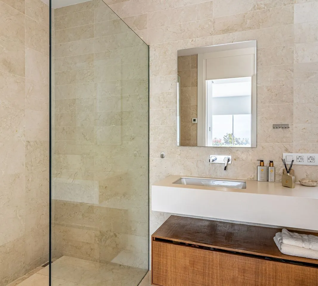 8e3d66ec-4852-460f-ade5-8cc7dcba73d9