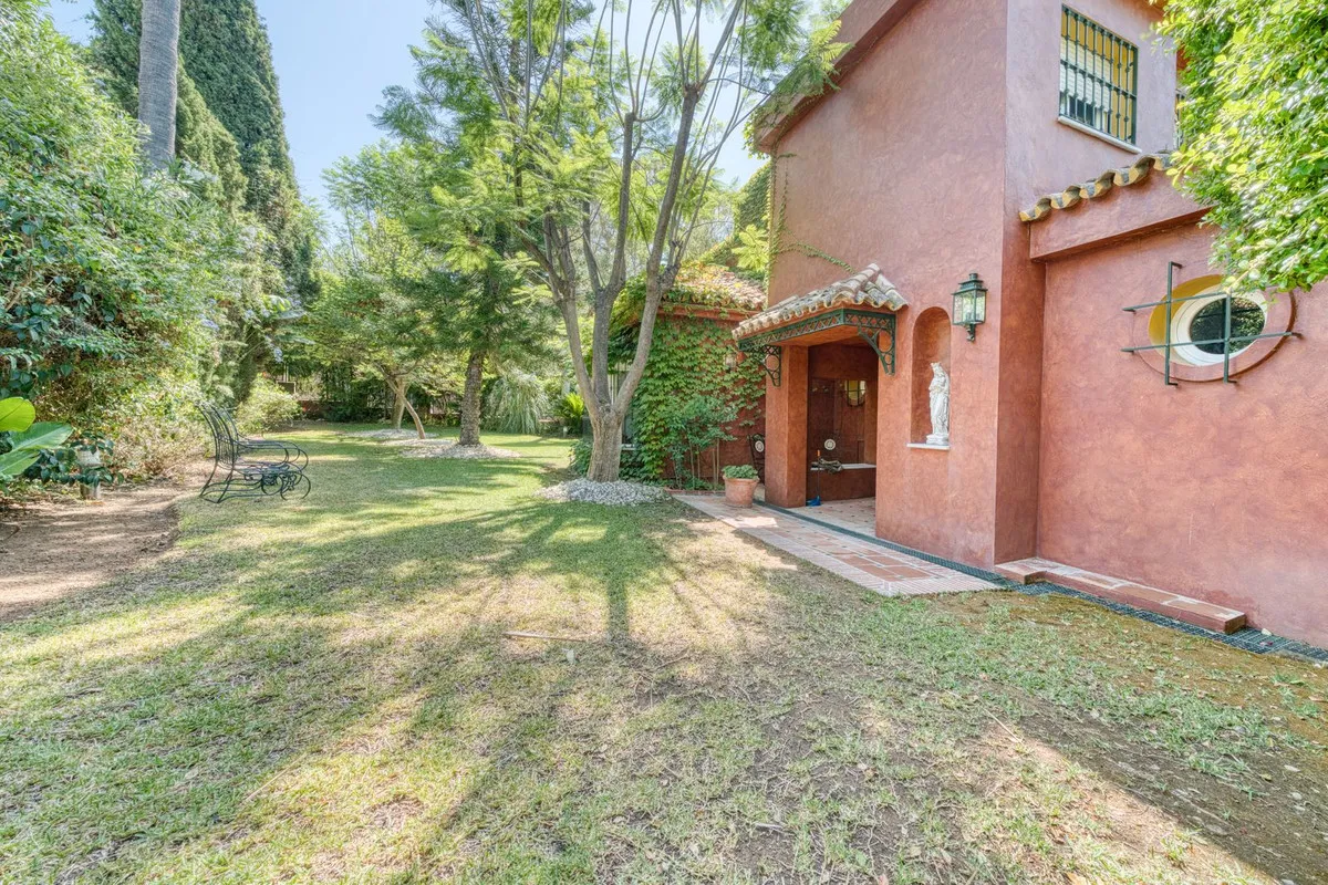 702b9358-2bf0-4cde-bc50-cb26c169a88b