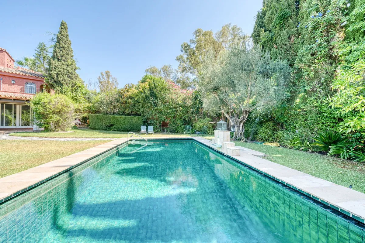 a42f8aa5-624a-4ccc-a852-16b249faf663