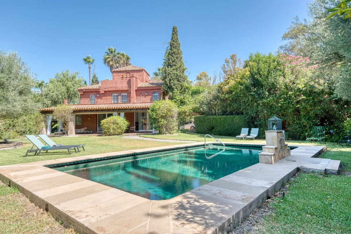 c758f47b-ad76-49ec-b3b8-e8b8603d1f70