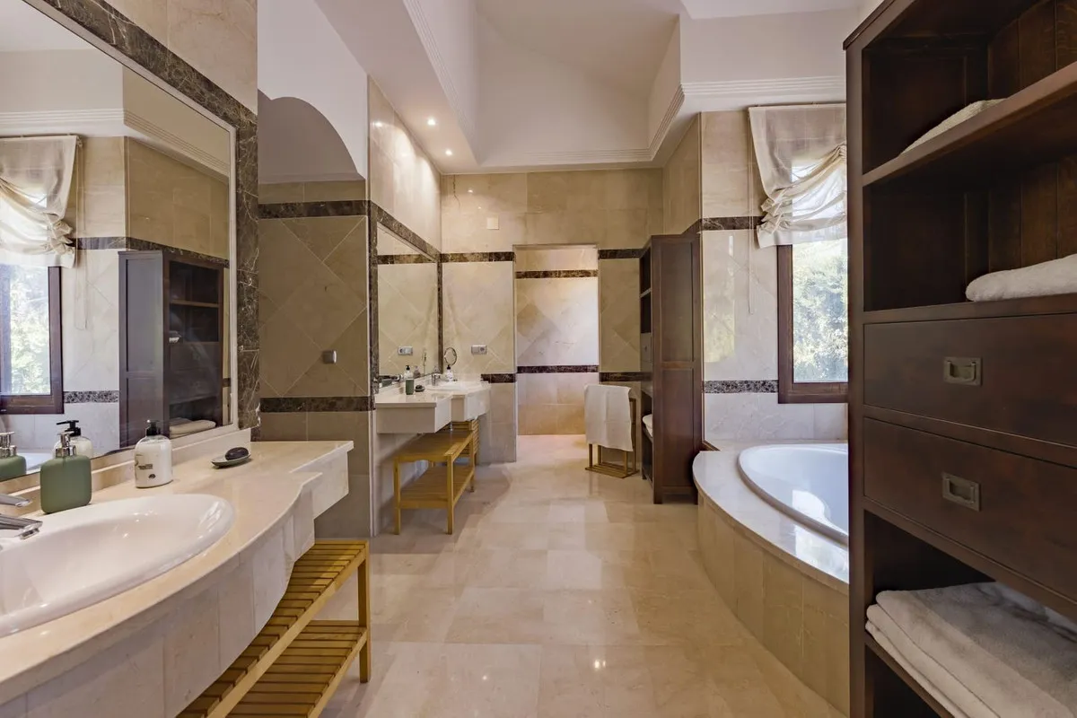 5a083004-b555-4f71-8e5e-629ed887f36e