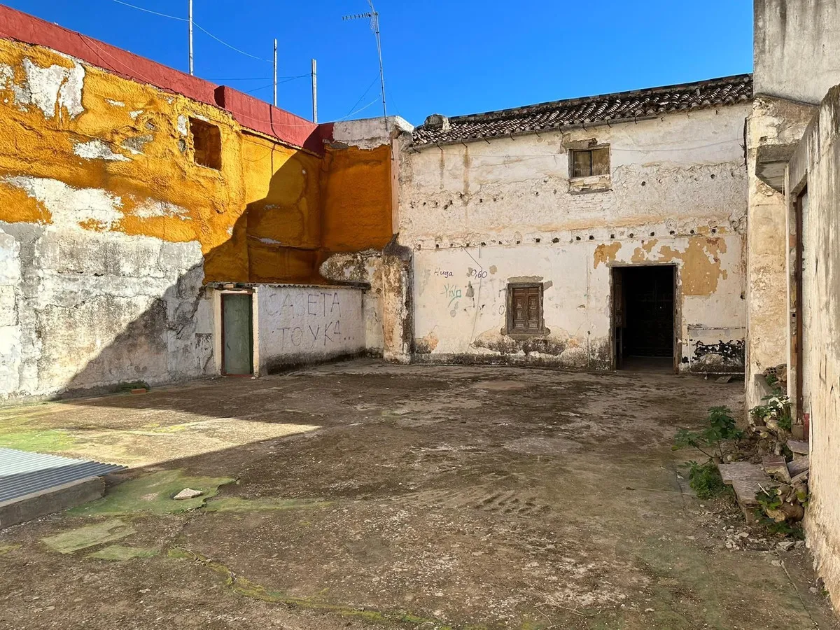 c9b49a81-b918-4438-b063-46ae892d23fd