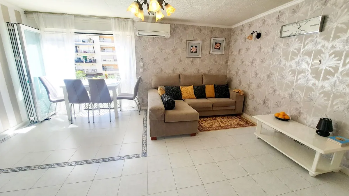 5aa3a6f6-731d-424f-8da3-acd8d377edf7