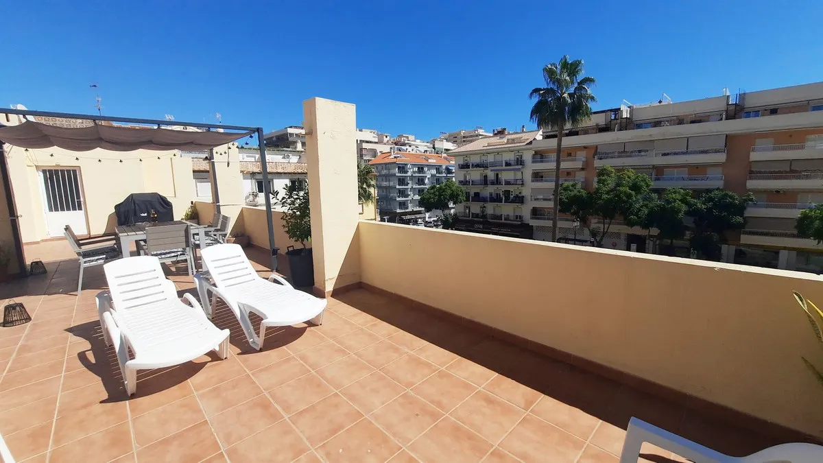 e7c09b8a-1a4e-43fc-93ac-cafd8f09a761