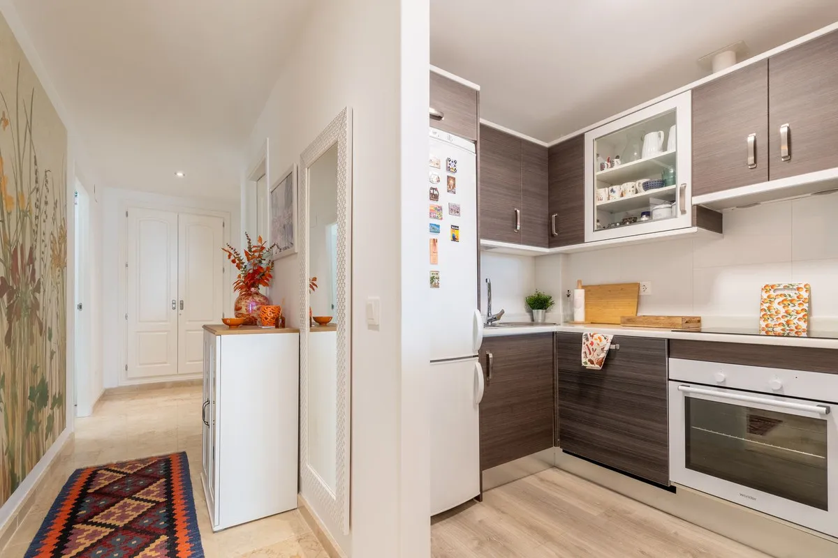 baf86512-8fb1-4587-af3c-7a79e5086840