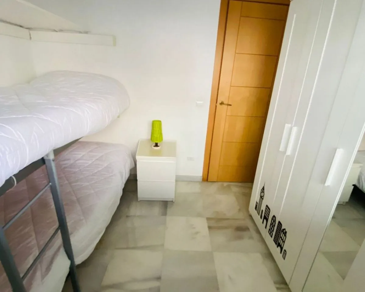 82f8f5ff-ae08-4b78-965c-7616d154cc95