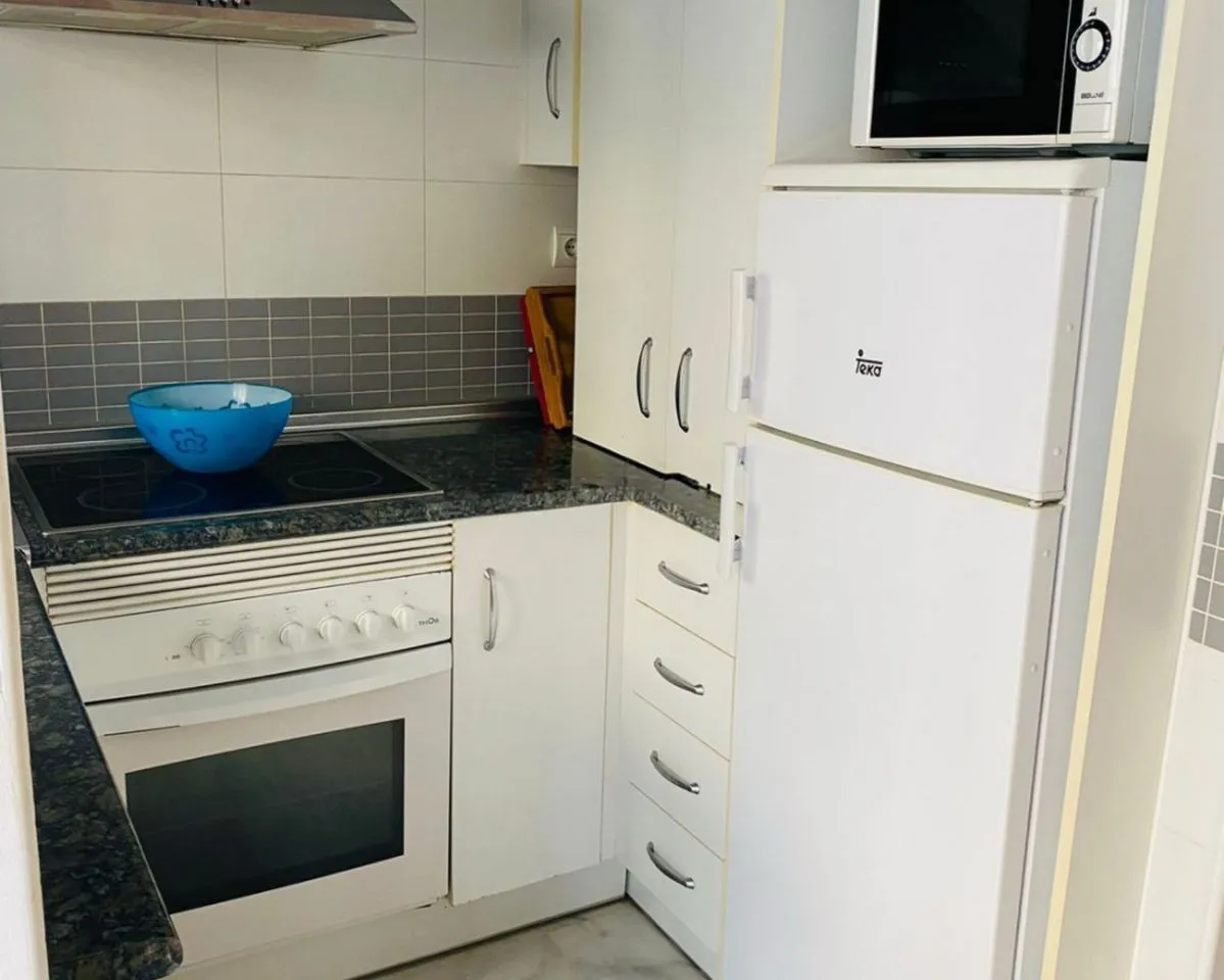 b6d3bd99-2264-4a54-b945-3aa4d0ed5891