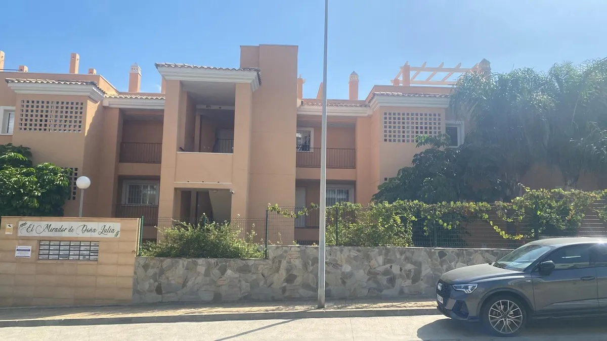 51365835-a6d0-41f9-83a9-58836cac81ea